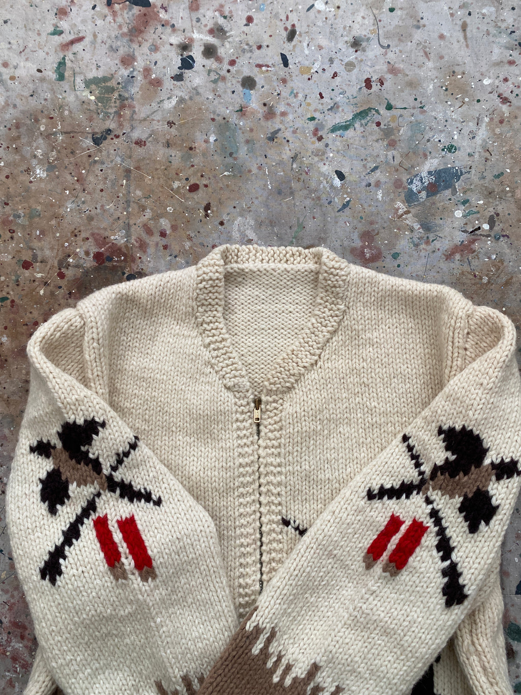 cowichan hunting motif zip up knit sweater