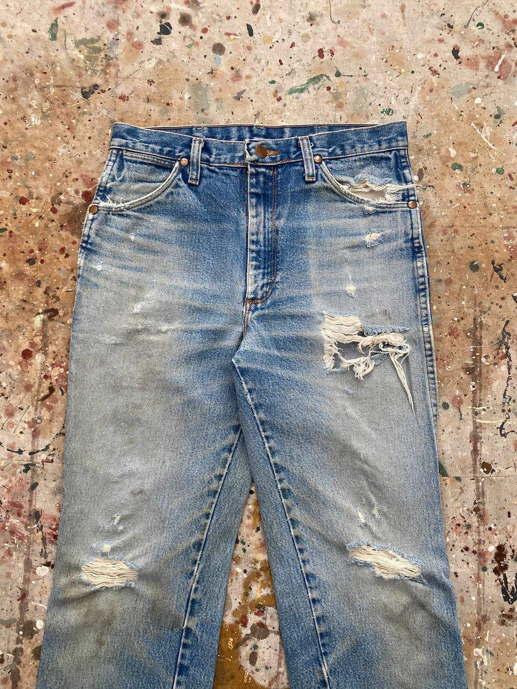 90s distressed bootcut wrangler jeans