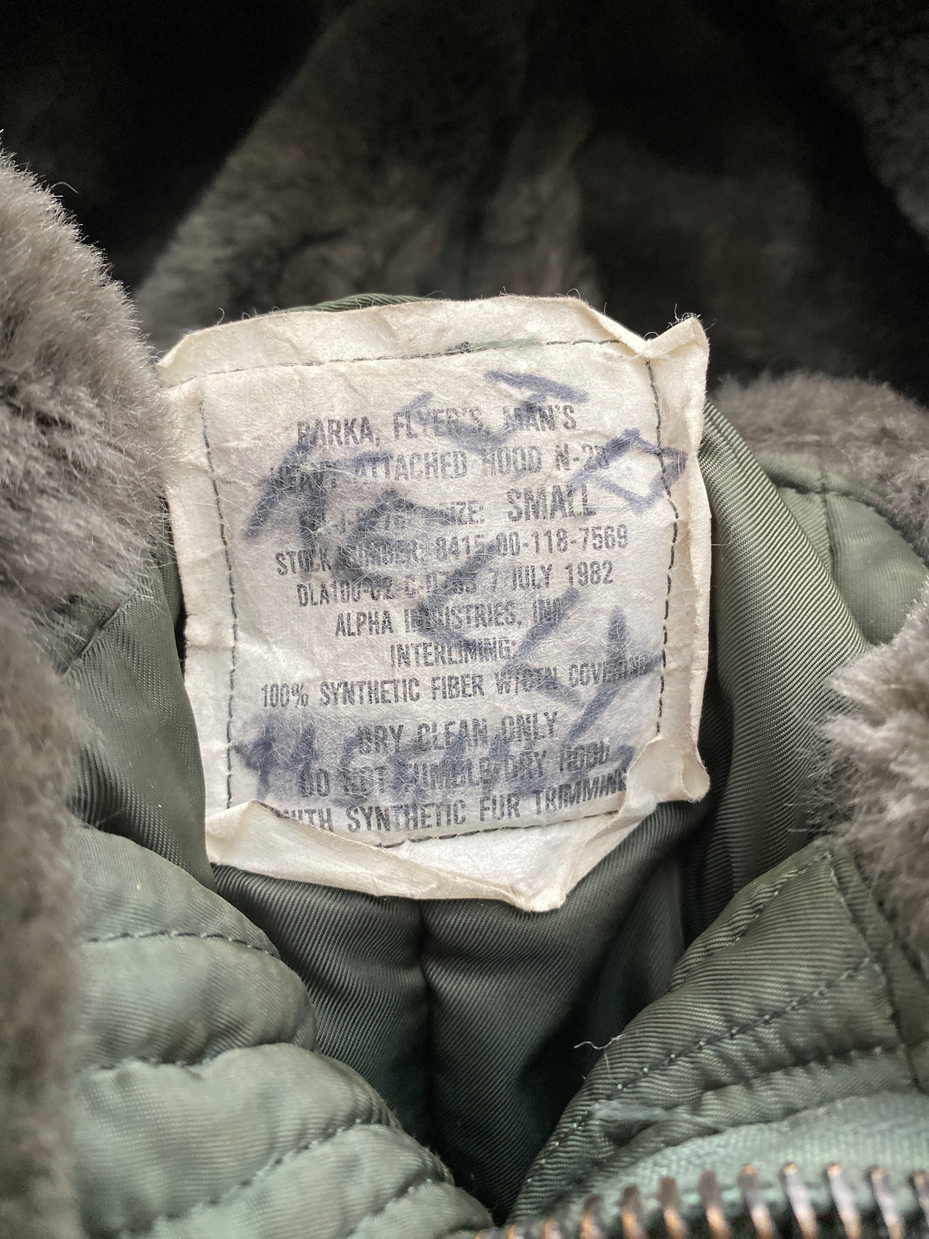 80s alpha industries cropped snorkel parka