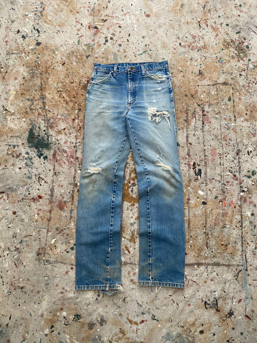 90s distressed bootcut wrangler jeans