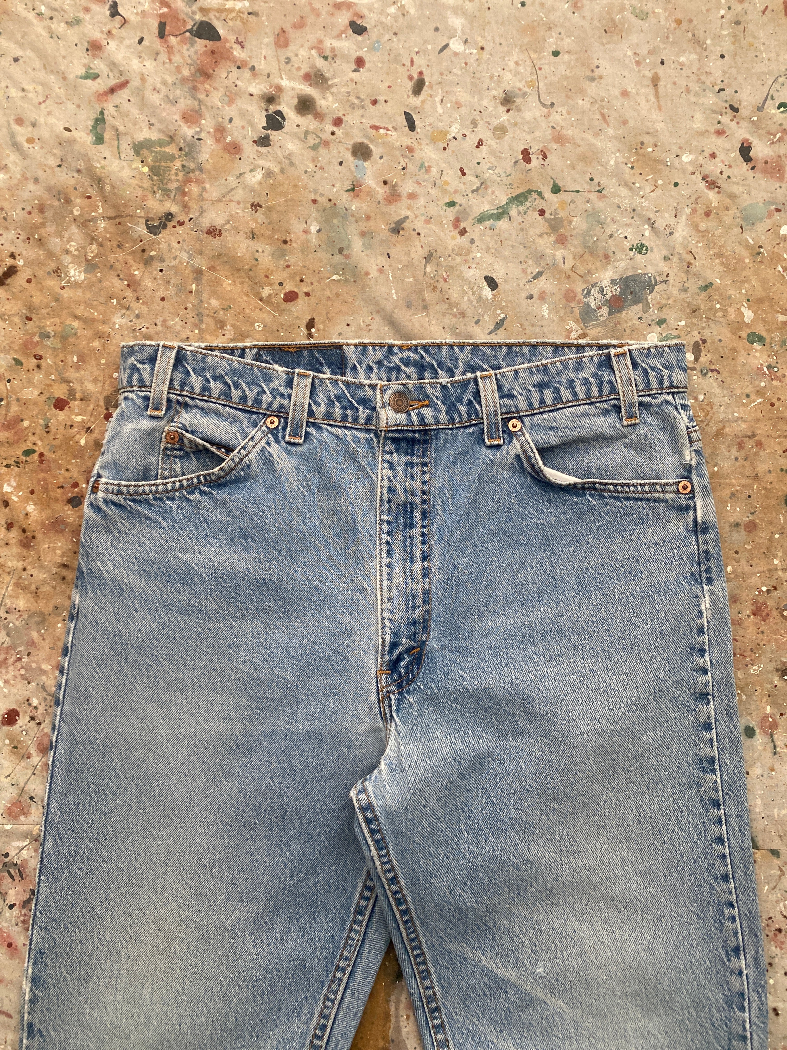 90s levi's 505 light wash jeans