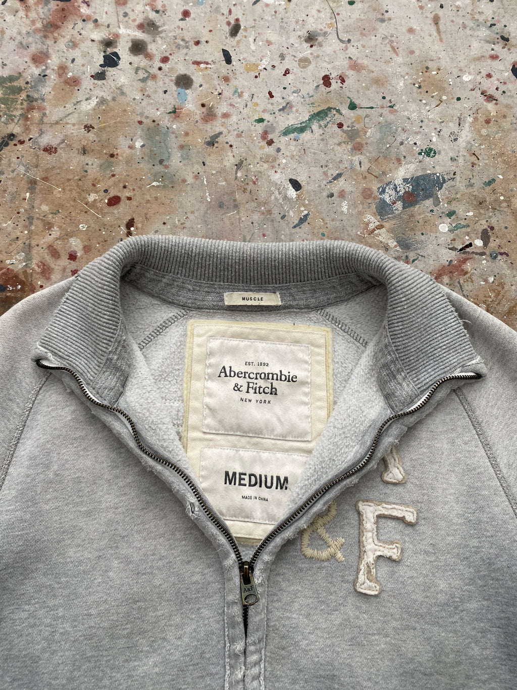 00s a&f zip up sweatshirt