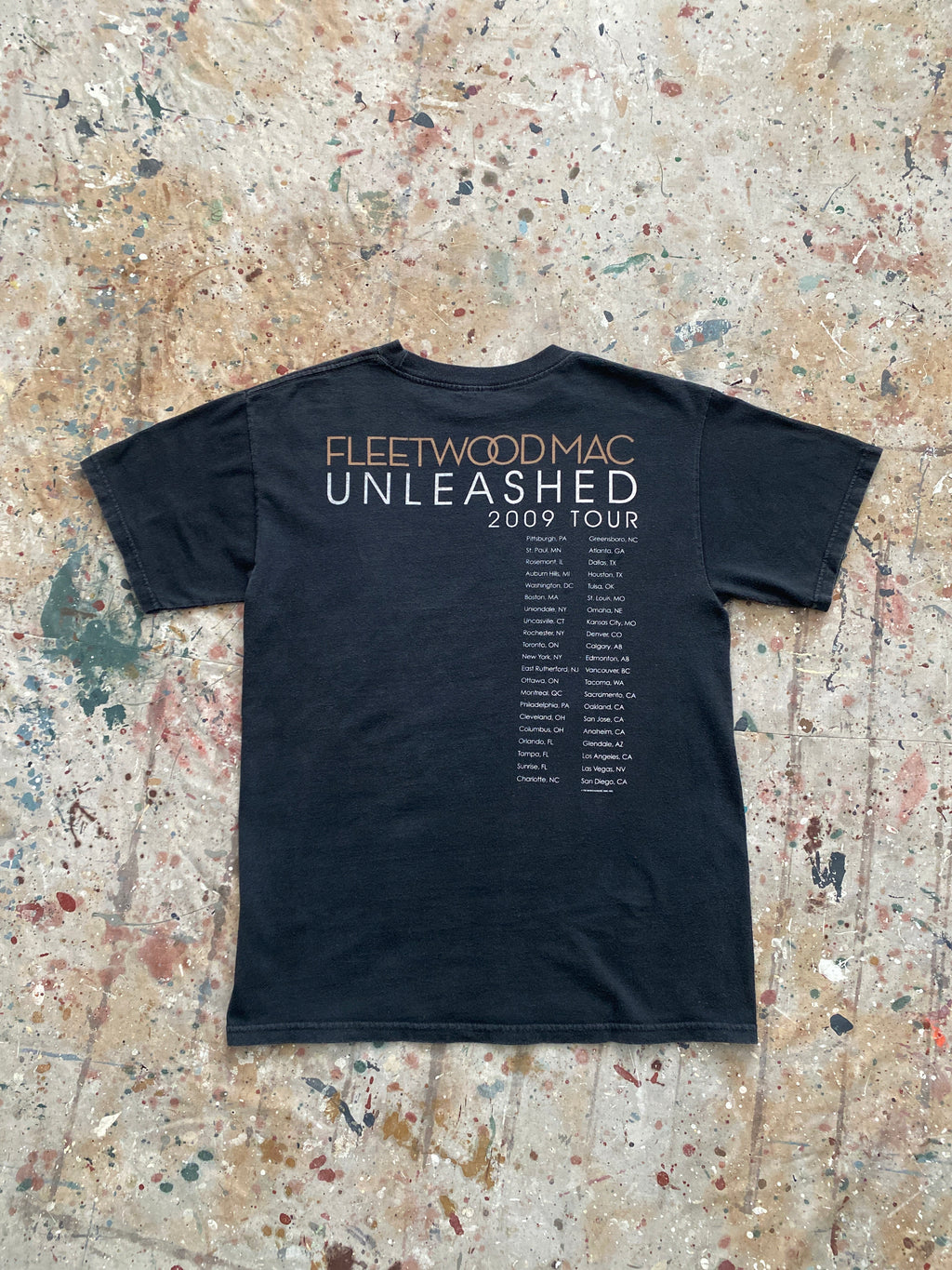 2009 faded black fleetwood mac tee