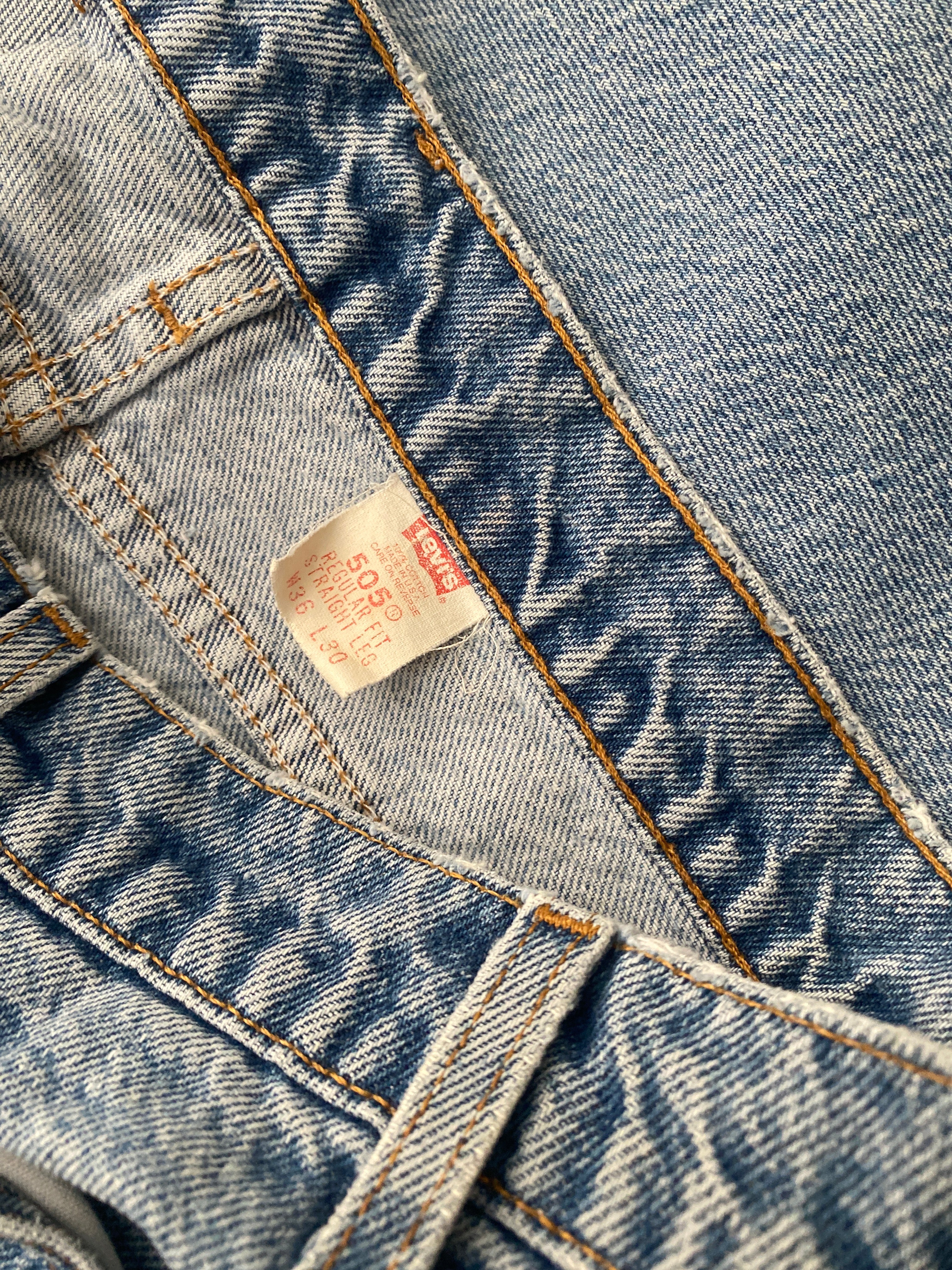 90s levi's 505 light wash jeans